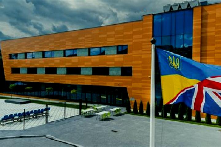 Escorts Wlodowice, Poland — Local Companions