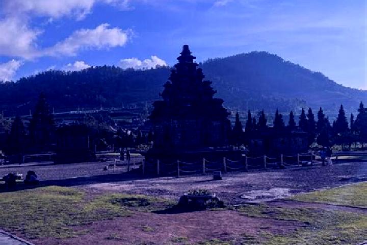 Escorts Wonosobo, Indonesia — Local Companions