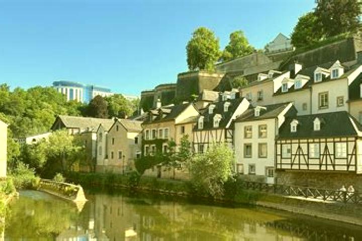 Escorts Wormeldange, Luxembourg — Local Companions