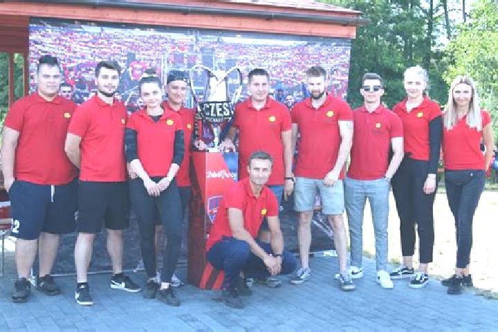 Escorts Wreczyca Wielka, Poland — Local Companions