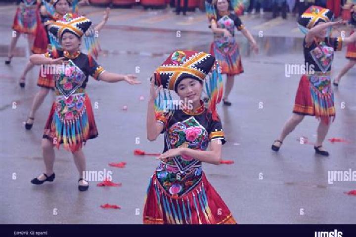 Escorts Wuming, China — Local Companions