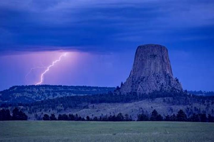 Escorts Wyoming, United States — Local Companions