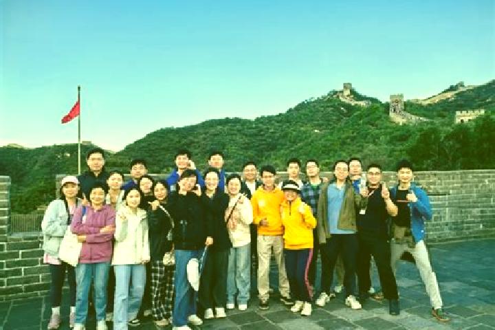 Escorts Xiaochuan, China — Local Companions