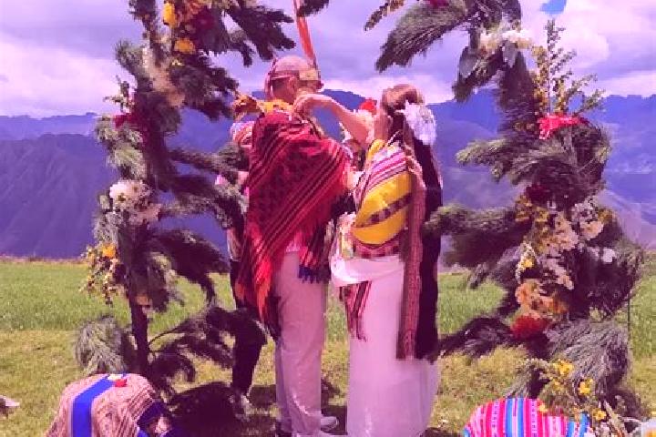 Escorts Yambrasbamba, Peru — Local Companions