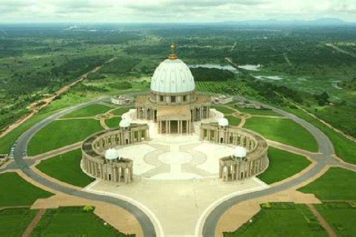 Escorts Yamoussoukro, Ivory Coast — Local Companions
