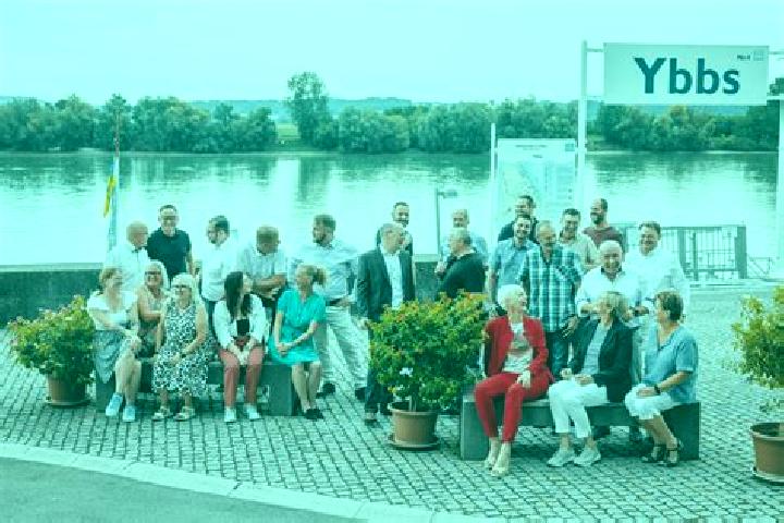 Escorts Ybbs an der Donau, Austria — Local Companions