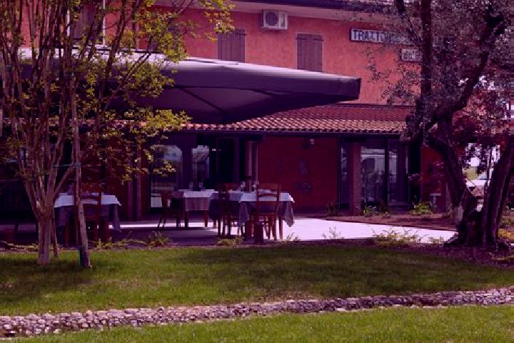 Escorts Zenson di Piave, Italy — Local Companions