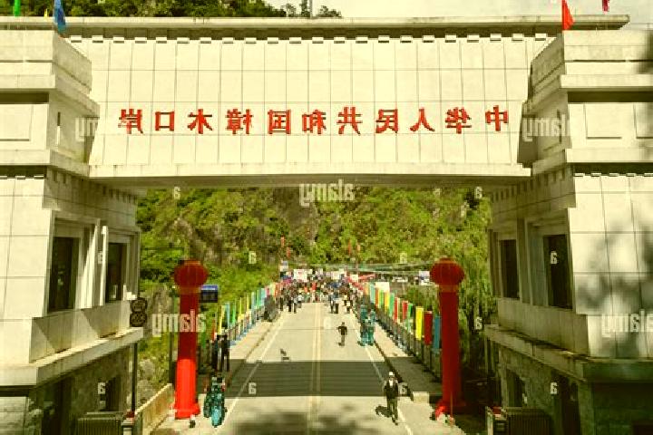 Escorts Zham, China — Local Companions