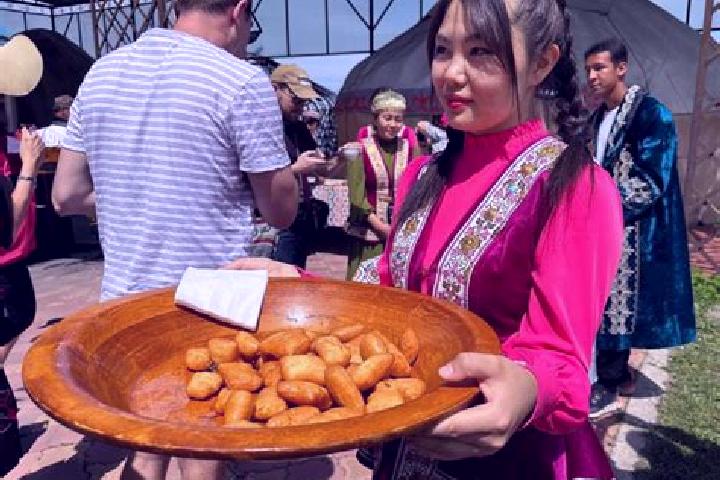 Escorts Zharkent, Kazakhstan — Local Companions