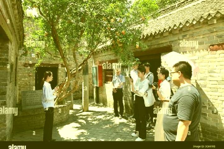 Escorts Zhumadian, China — Local Companions