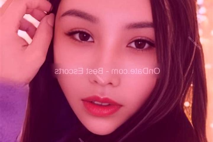 Escorts Zhuzuo, China — Local Companions