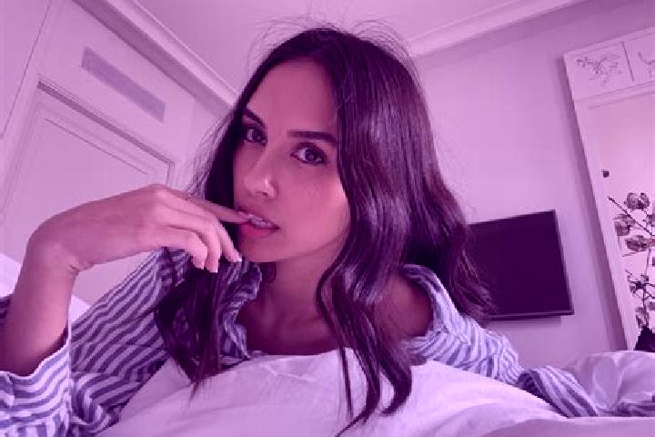 Eva, 20, a black grey-eyed asian companion based in Arkadelphia. Offering Domination, Girlfriend Experience, Party Girl, Dinner Date. Available for incall an...