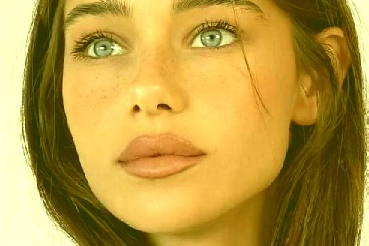 Eva, 20, a brunette amber-eyed european companion based in Brovarky. Offering Prostate Massage, Travel Companion, Couples, 69. Available for incall and outca...
