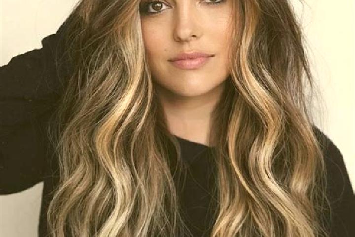 Eva, 20, a dark blonde brown-eyed mediterranean companion based in Mutum. Offering Overnight, Party Girl, Deep French Kissing, Striptease. Available for inca...