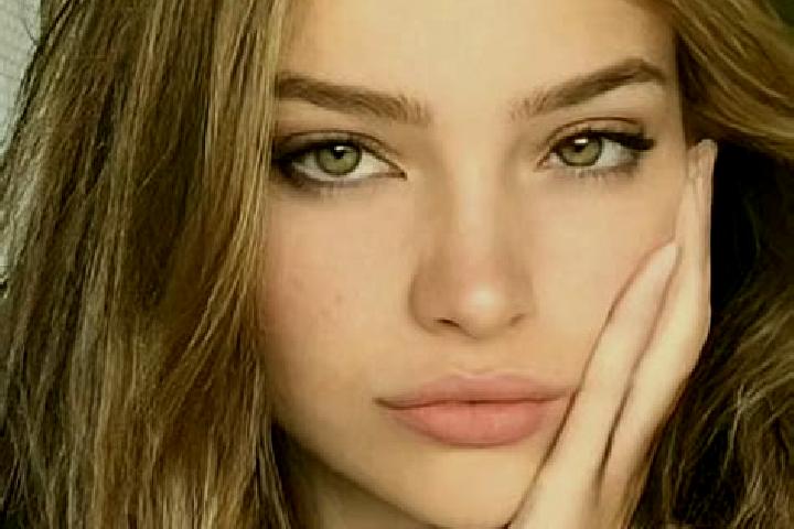 Eva, 20, a dark blonde hazel-eyed mixed companion based in Graca. Offering GFE, Overnight, Deep French Kissing, 69. Available for incall and outcall, overnig...