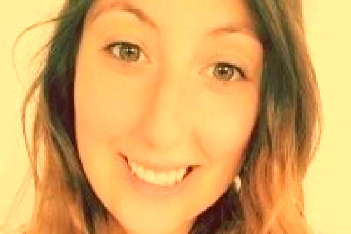 Eva, 20 — Escort in La Houssiere, France
