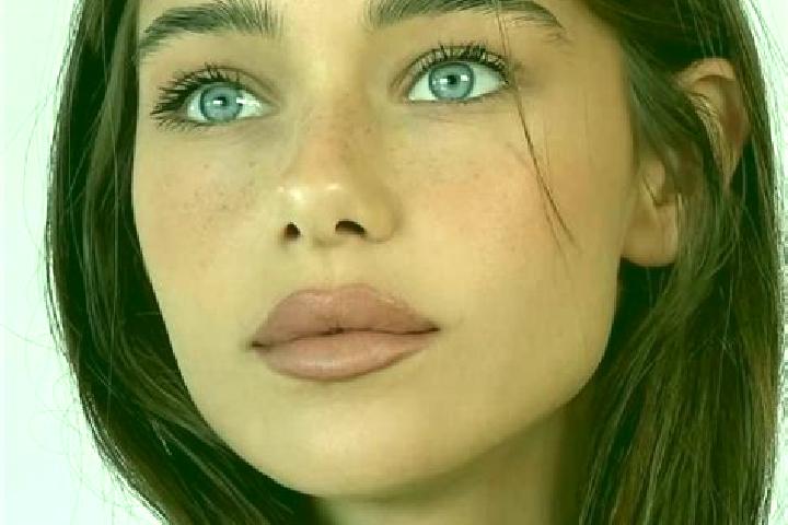 Eva, 21, a brunette brown-eyed mediterranean companion based in Cedar Key. Offering OWO, Massage, Roleplay, GFE. Available for incall and outcall, day and ev...
