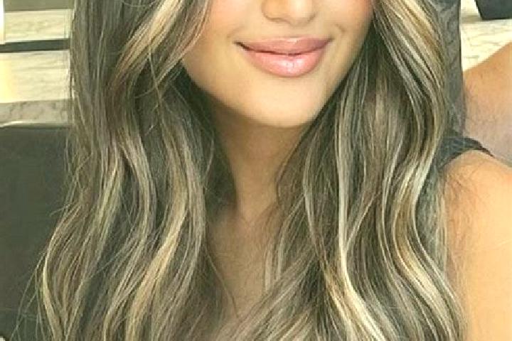 Eva, 21, a dark blonde brown-eyed ebony companion based in Valle Santo Domingo. Offering Striptease, Overnight, Deep French Kissing, A-Level. Available for i...