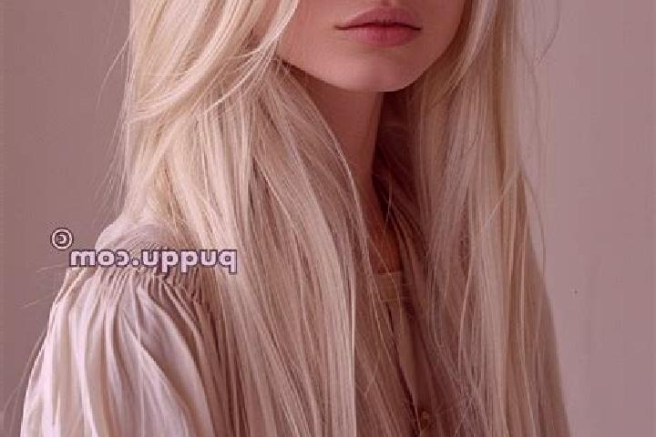 Eva, 21, a platinum blonde blue-eyed mediterranean companion based in Sokaraja. Offering OWO, Fetish. Available for incall and outcall, day and evening dates.