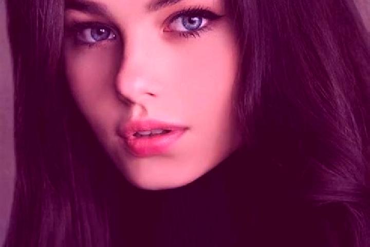 Eva, 21, a red dark-eyed caucasian companion based in Ponova Vas. Offering Domination, OWO, BDSM. Available for incall and outcall, overnight bookings availa...