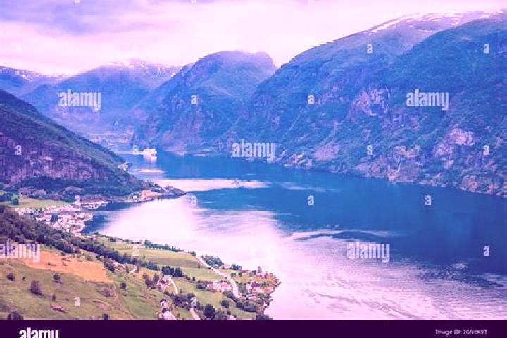 Eva, 21 — Escort in Aurlandsvangen, Norway
