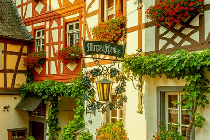Eva, 21 — Escort in Budestecy, Germany