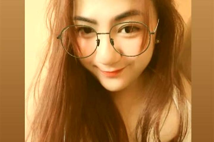 Eva, 21 — Escort in Meximieux, France