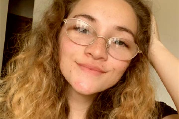 Eva, 21 — Escort in Waldron, United States