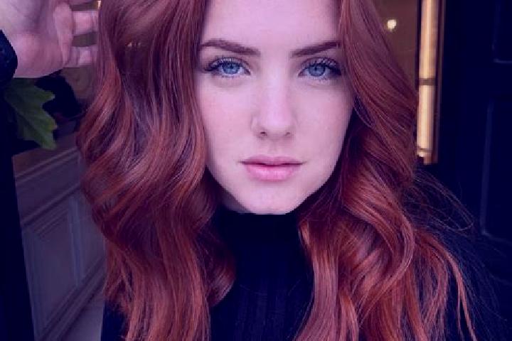 Eva, 22, a auburn blue-eyed middle eastern companion based in Goryachevodskiy. Offering Dinner Date, BDSM, Overnight, Striptease. Available for incall and ou...