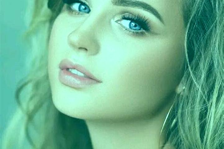 Eva, 22, a dark blonde blue-eyed middle eastern companion based in Gayamdesa. Offering 69, Striptease, Dinner Date, OWO, Deep French Kissing. Available for i...