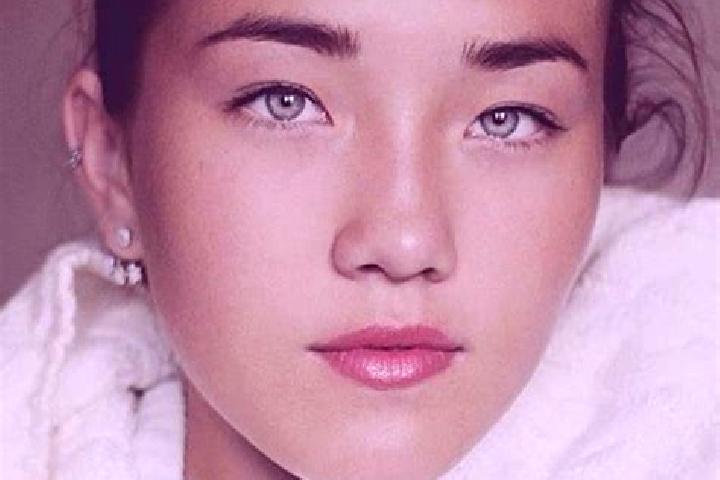 Eva, 22, a dark blonde grey-eyed caucasian companion based in Bayan Uula Sumu. Offering Overnight, Tantra. Available for incall and outcall, day and evening ...