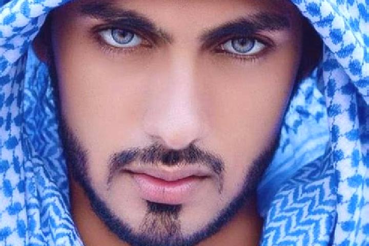Eva, 22, a red grey-eyed middle eastern companion based in Kothapet. Offering CIM, Couples, Travel Companion. Available for incall and outcall, day and eveni...