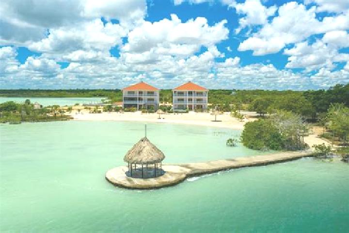 Eva, 22 — Escort in Chunox, Belize