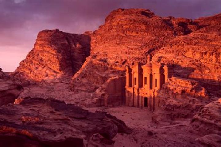 Eva, 22 — Escort in Dayr Alla, Jordan