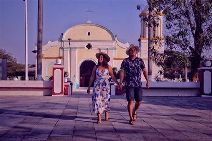 Eva, 22 — Escort in Maxacapan, Mexico