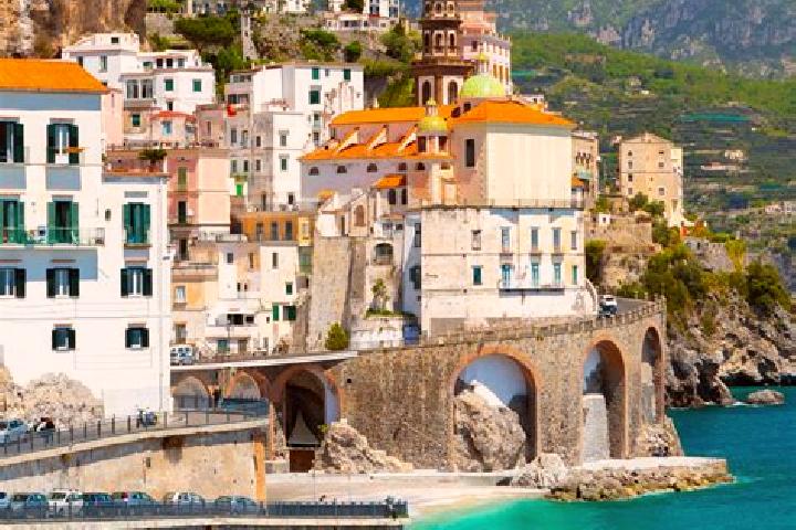 Eva, 22 — Escort in Ortezzano, Italy
