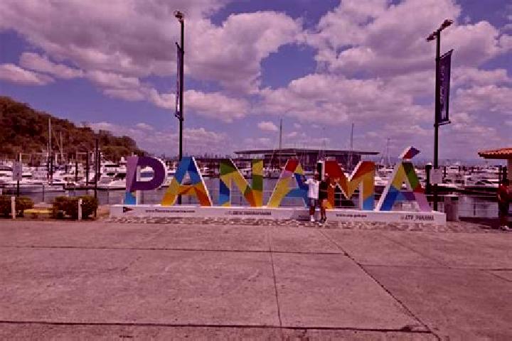 Eva, 22 — Escort in San Lorenzo, Panama