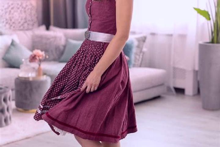 Eva, 22 — Escort in Zandov, Czech Republic