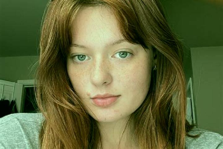 Eva, 23, a auburn amber-eyed indian companion based in Ala di Stura. Offering Prostate Massage, Roleplay, CIM. Available for incall and outcall, overnight bo...