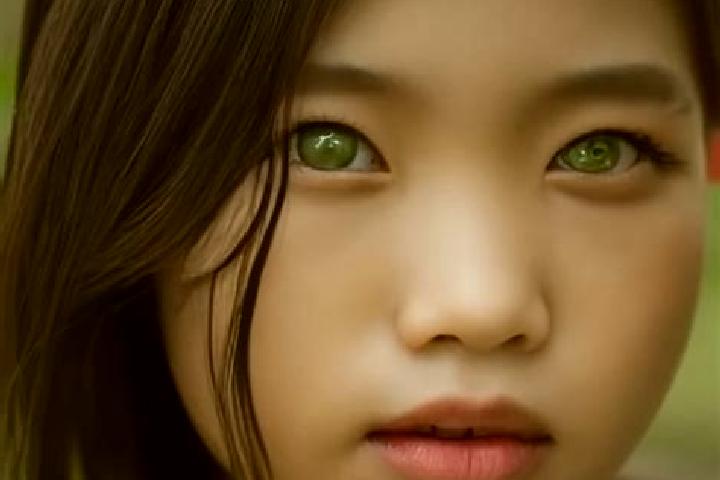 Eva, 23, a black green-eyed asian companion based in Perissac. Offering Striptease, BDSM, GFE, Prostate Massage. Available for incall and outcall, day and ev...