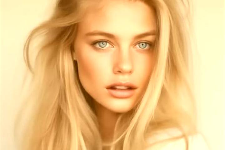 Eva, 23, a blonde hazel-eyed ebony companion based in Cozmesti. Offering Overnight, Couples. Available for incall and outcall, day and evening dates.