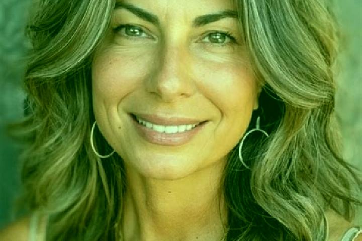 Eva, 23, a brunette grey-eyed latina companion based in Coassolo Torinese. Offering Dinner Date, Erotic Massage, 69, Couples, Overnight. Available for incall...