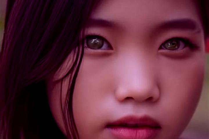 Eva, 23, a chestnut green-eyed asian companion based in Sankt Pantaleon. Offering Couples, Duos, Party Girl. Available for incall and outcall, overnight book...