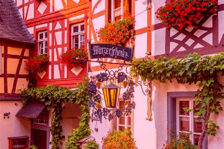 Eva, 23 — Escort in Konigshugel, Germany
