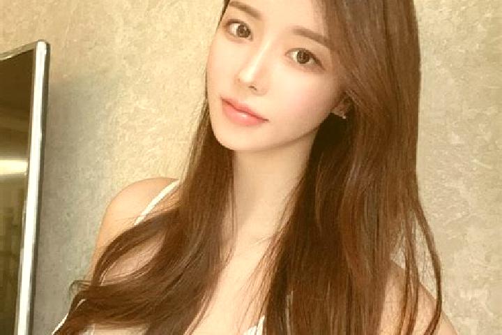 Eva, 23 — Escort in Sigangtou, China