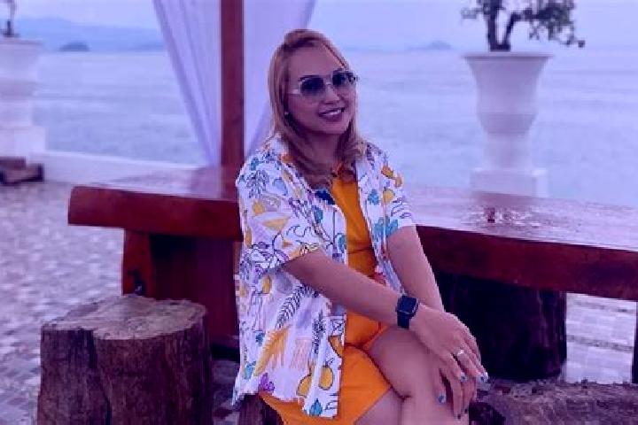 Eva, 23 — Escort in Tegalpapak, Indonesia