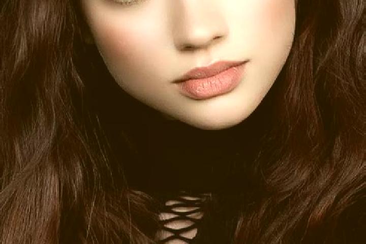 Eva, 24, a brunette dark-eyed asian companion based in Heillecourt. Offering GFE, Deep French Kissing, Dinner Date, Duos. Available for incall and outcall, d...