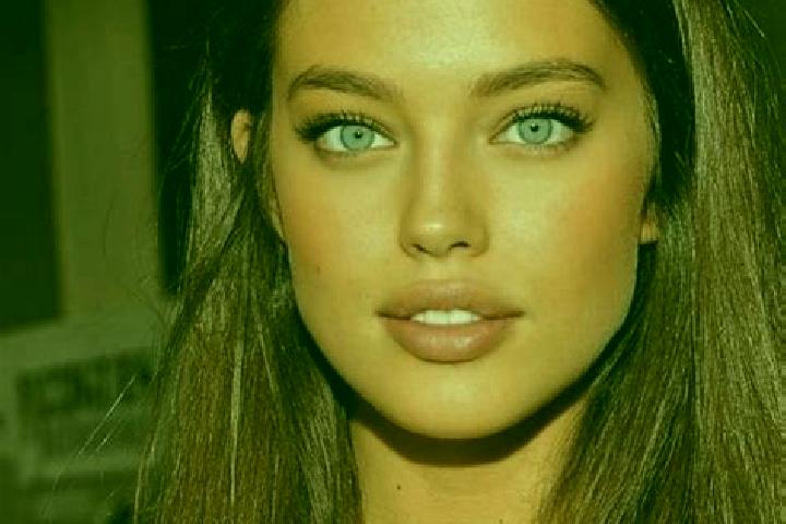 Eva, 24, a chestnut dark-eyed caucasian companion based in Grandas de Salime. Offering Girlfriend Experience, Overnight, A-Level. Available for incall and ou...