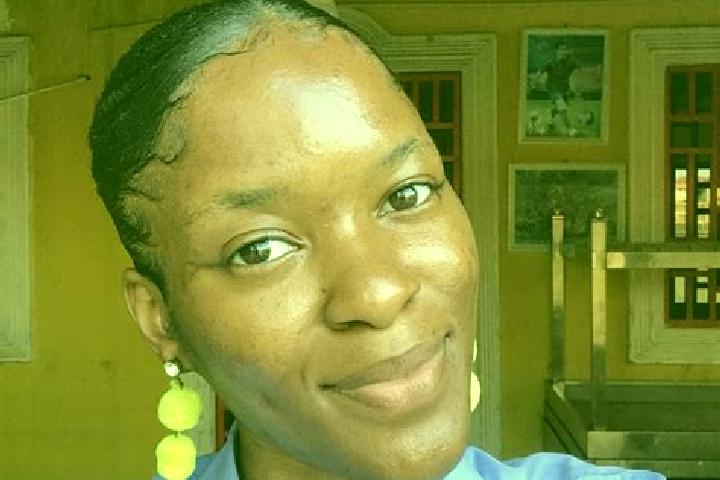 Eva, 24 — Escort in Cassoneca, Angola