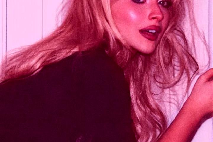 Eva, 24 — Escort in Groisy, France